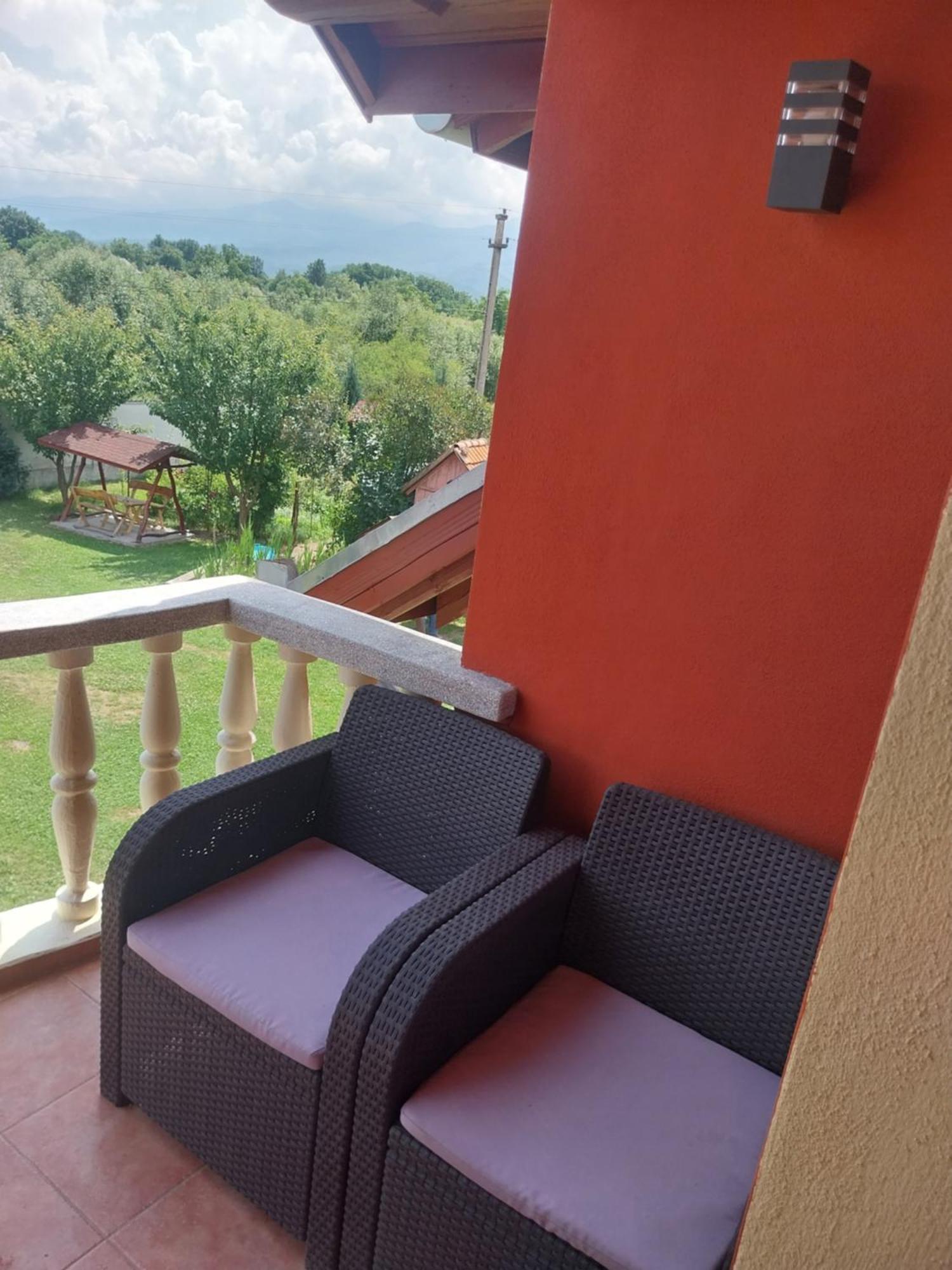 Serena House Cartisoara Exterior photo
