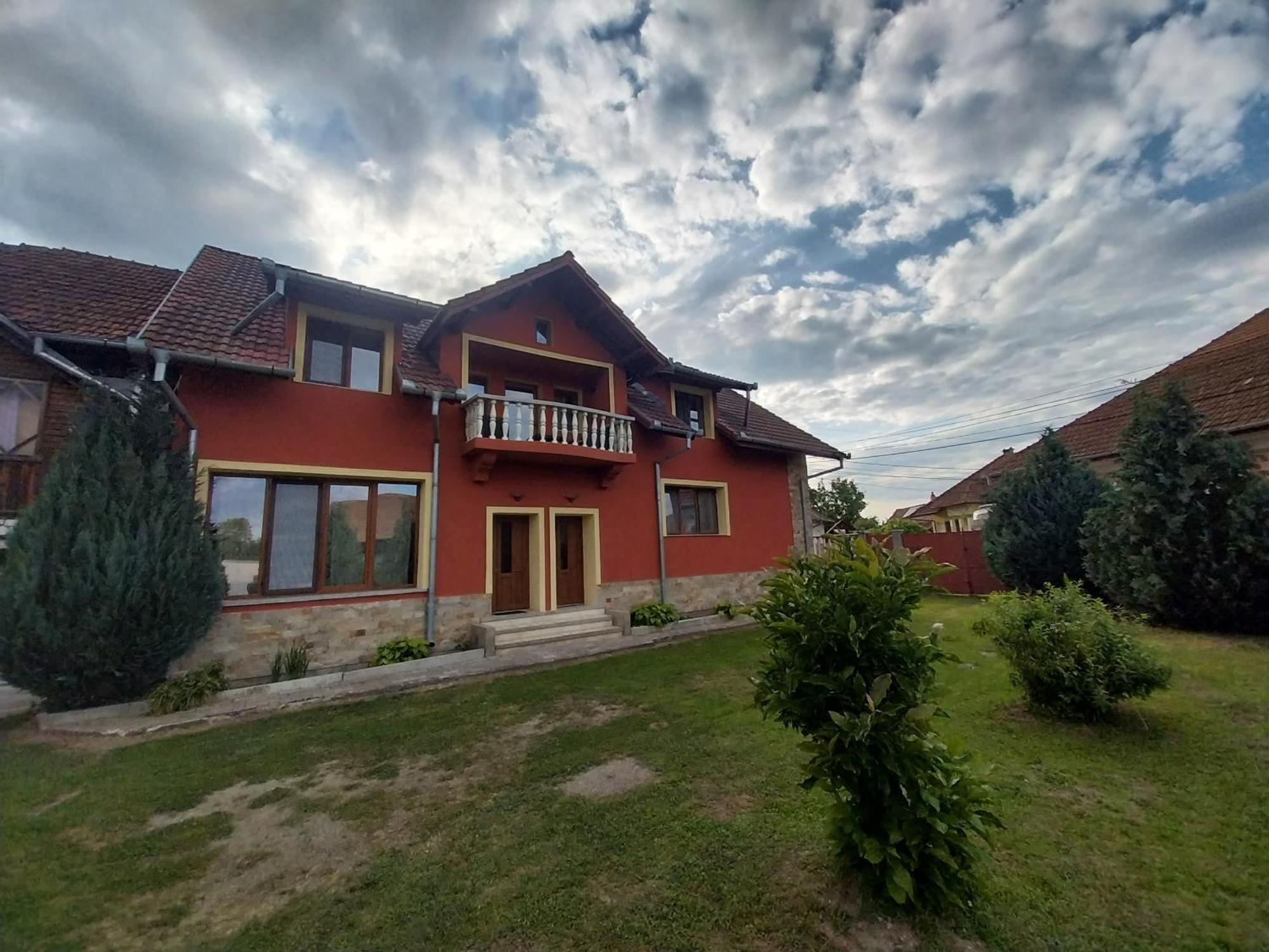 Serena House Cartisoara Exterior photo